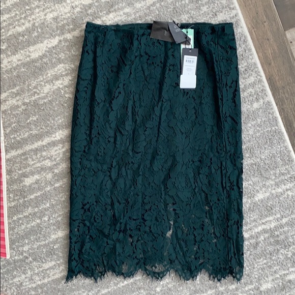 Vero Moda Pencil Skirt - Picture 2 of 3